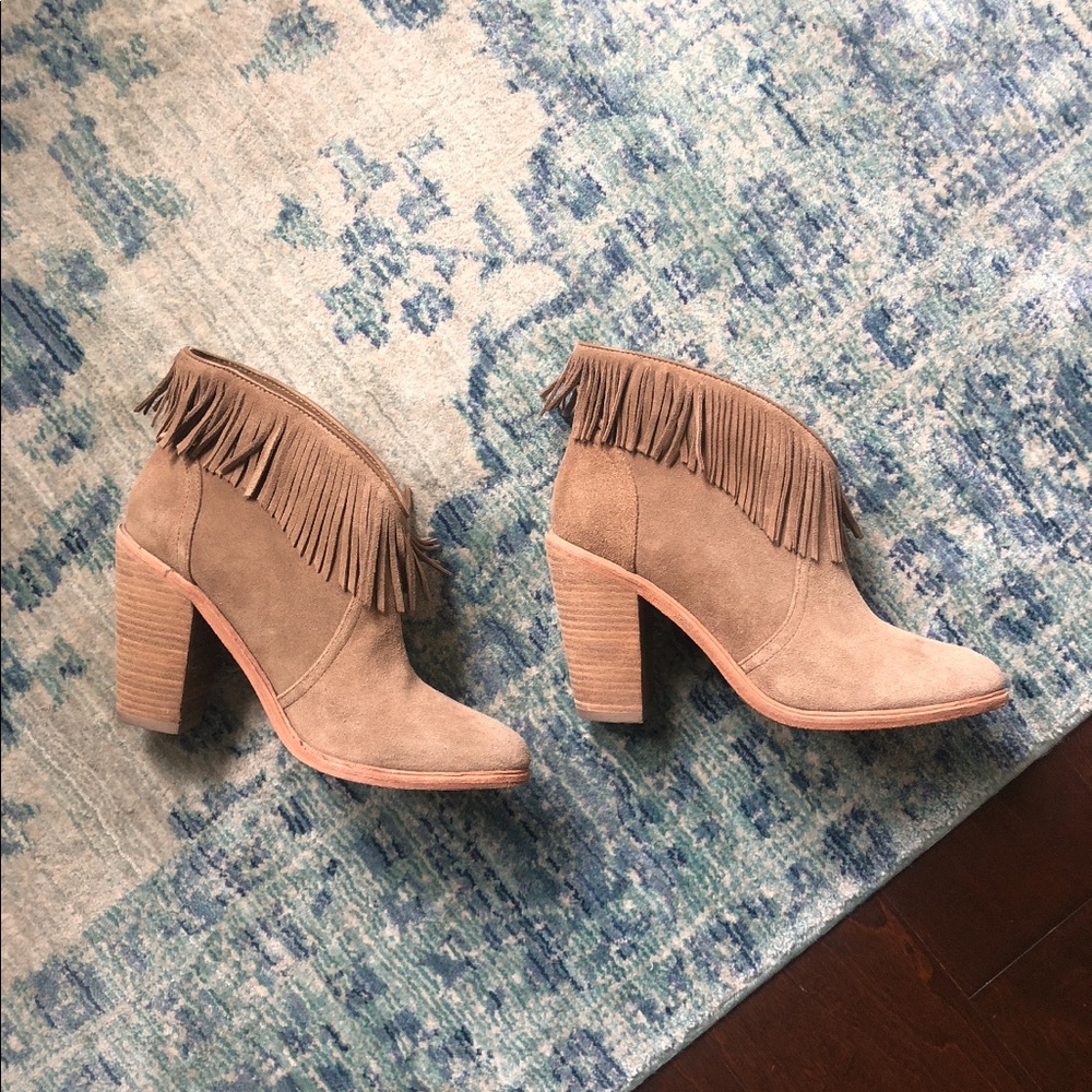 Joie fringe tan suede booties size 38